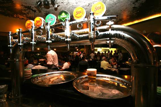 Bar Aurora