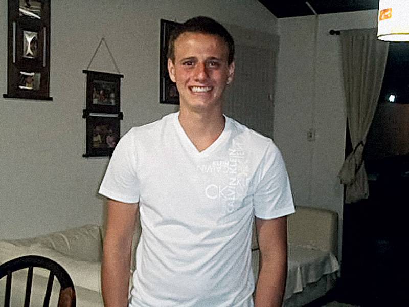 “Matou a troco de nada”, desabafa pai de estudante assassinado