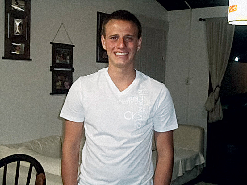 “Matou a troco de nada”, desabafa pai de estudante assassinado