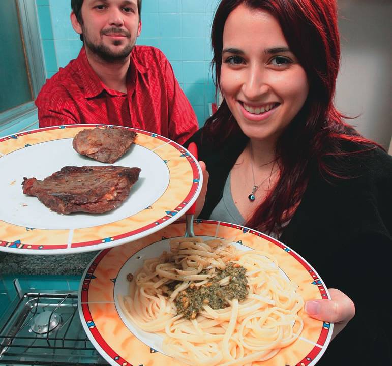 Ela é Vegetaria, Mas seu Namorado Não - 2221