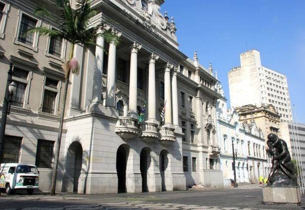 Livro relata luta de estudantes da Faculdade de Direito da USP contra a ditadura militar