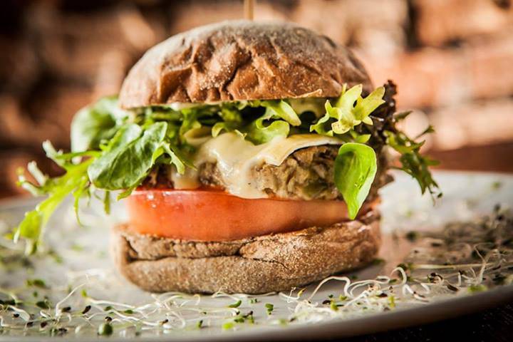 Onze endereços com hambúrgueres vegetarianos para a Páscoa