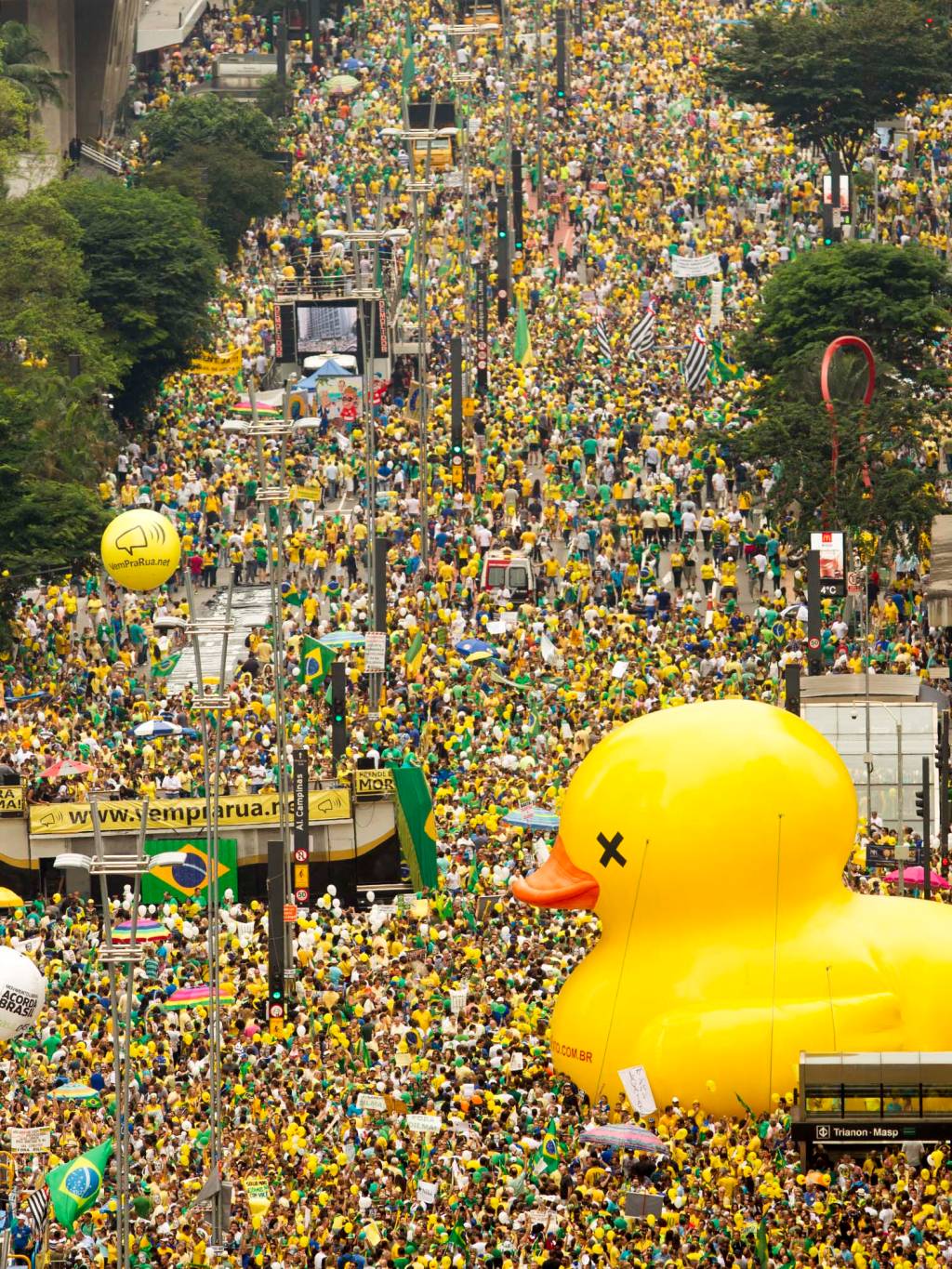 Grupo Vem Pra Rua cria placar do impeachment