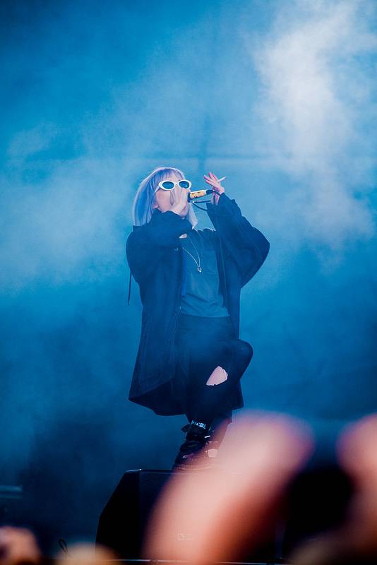 Crystal Castles: produ&ccedil;&otilde;es soaram confusas ao vivo