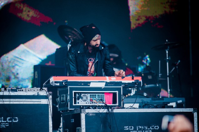 Crystal Castles: produ&ccedil;&otilde;es soaram confusas ao vivo