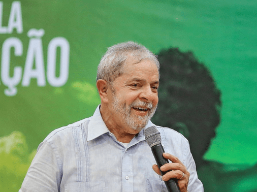 Lula assume ministério no governo Dilma