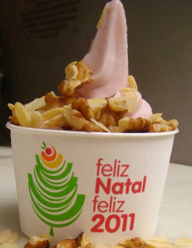 Frozen yogurt tem novos sabores para o verão