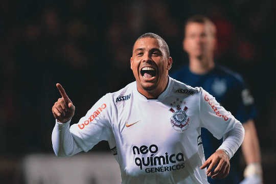 Quarto filho de Ronaldo é reconhecido publicamente via Twitter