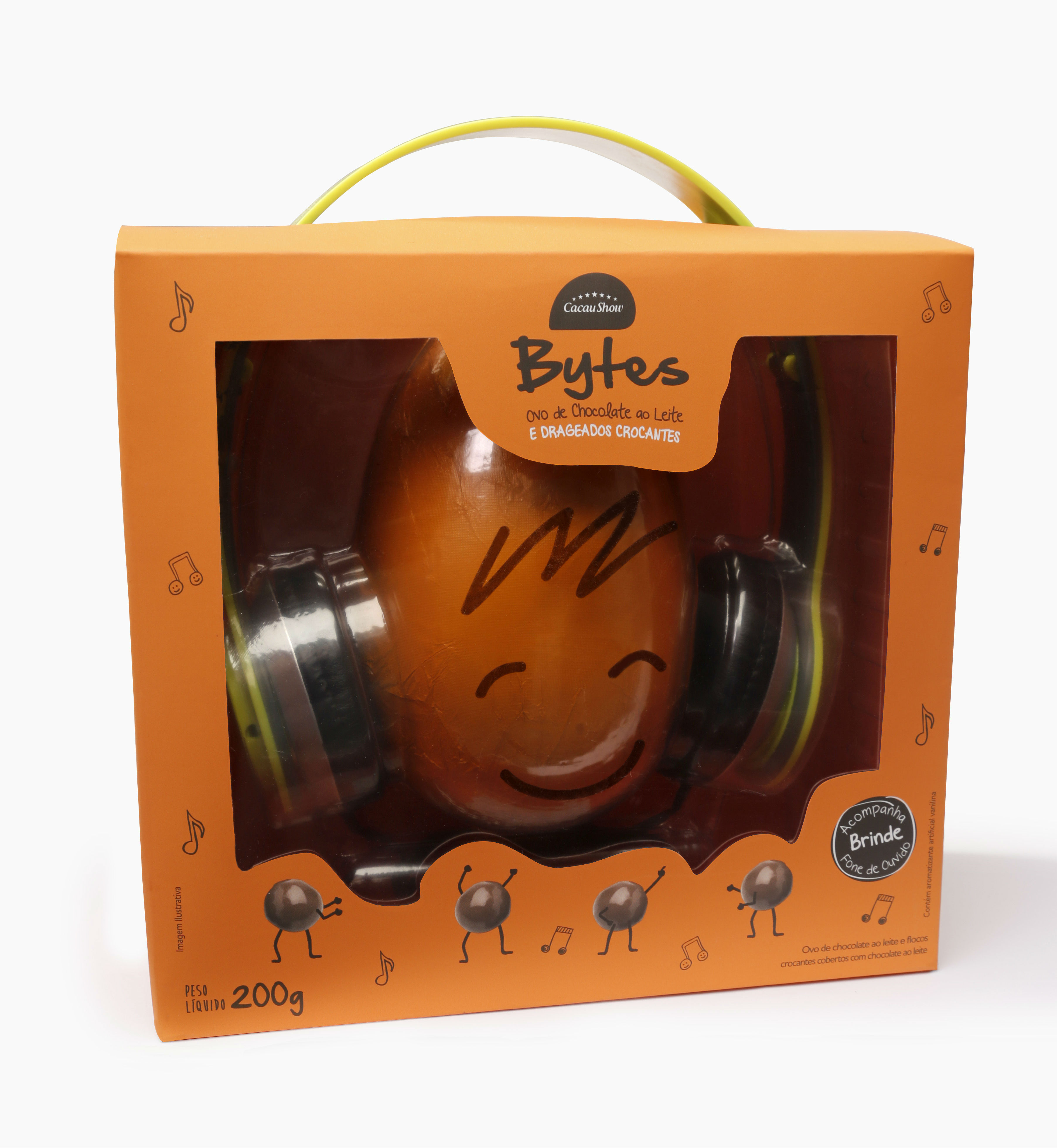 	Ovo de p&aacute;scoa Bytes, da Cacau Show. Pre&ccedil;o sugerido de venda: R$ 39,90 (200g). Em dois sabores, ao lei te e flocos crocantes, a vers&atilde;o acompanha um fone de ouvido. Cores dispon&iacute;veis do fone: rosa, amarelo, azul e verde.