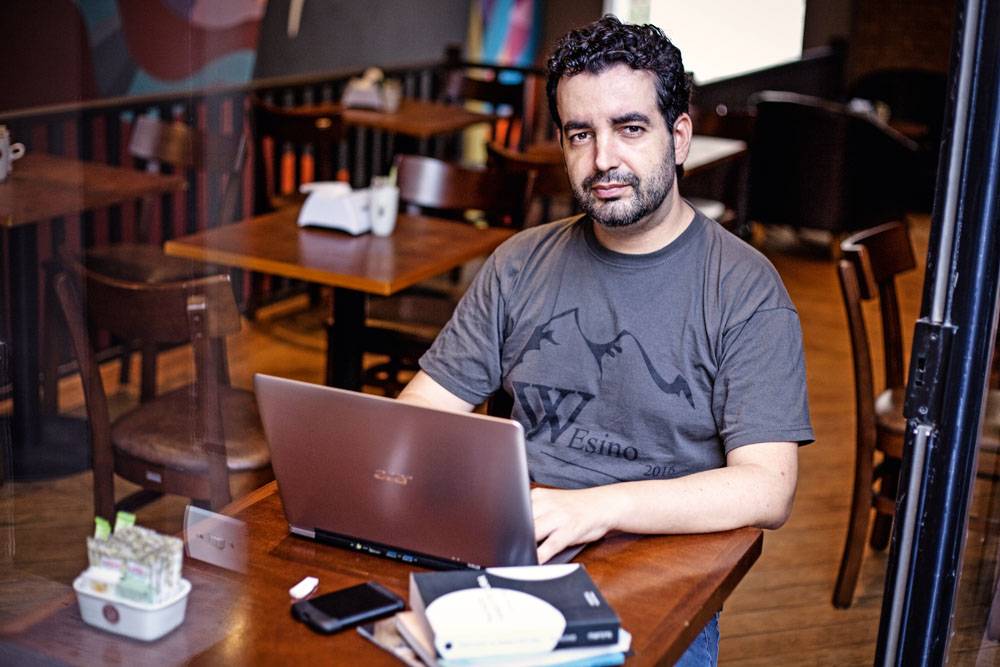 Historiador paulista é um dos maiores colaboradores da Wikipédia