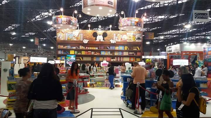 Começa nesta sexta (26), no Anhembi, a Bienal do Livro de São Paulo