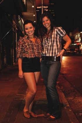 Roupas xadrez viram mania