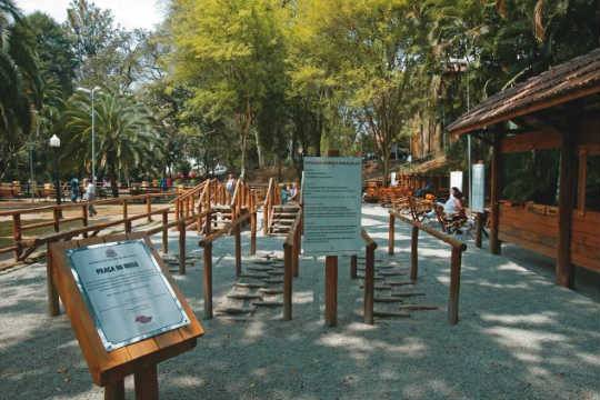 Água Branca inaugura áreas reformadas, mas obras ainda causam polêmica