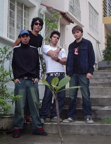 Etna: pop rock mais maduro