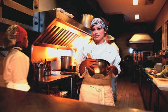 VEJA SÃO PAULO celebra aniversário de 25 anos com grandes chefs