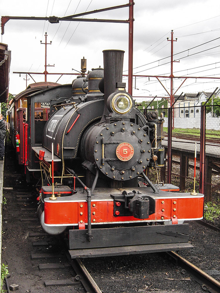 Ainda é possível embarcar em uma Maria-Fumaça em plena capital