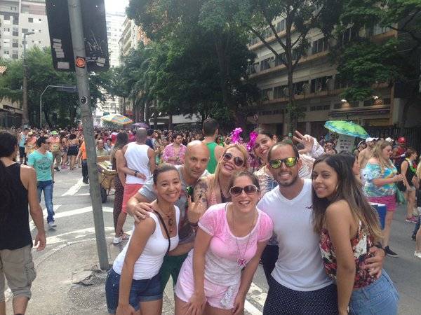 Foli&otilde;es animados no bloco do Desmanche&nbsp;