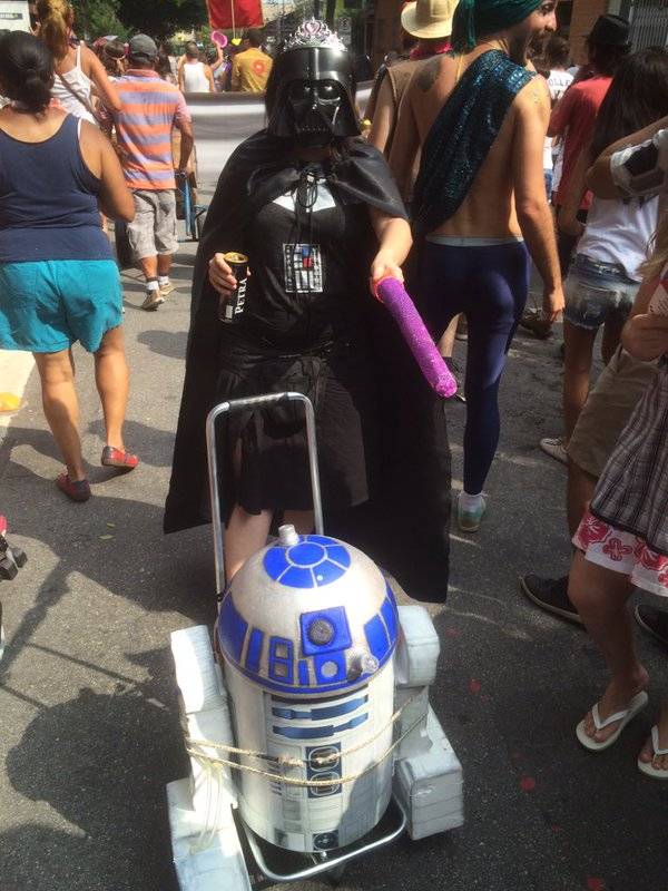 F&atilde; da franquia de filmes <em>Star Wars </em>aproveita o bloco Bastardo