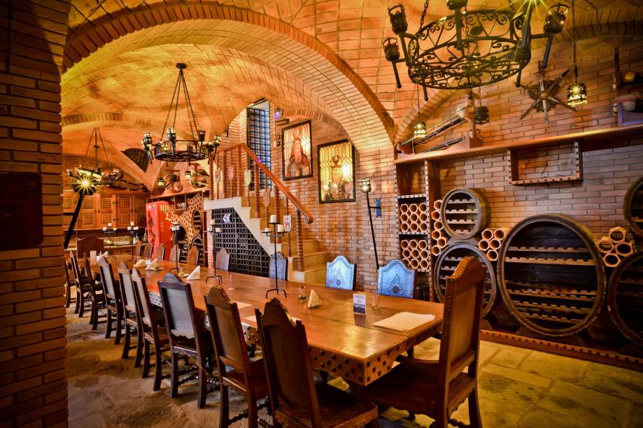 Escola de Magia e Bruxaria: taverna Javali Bizonho