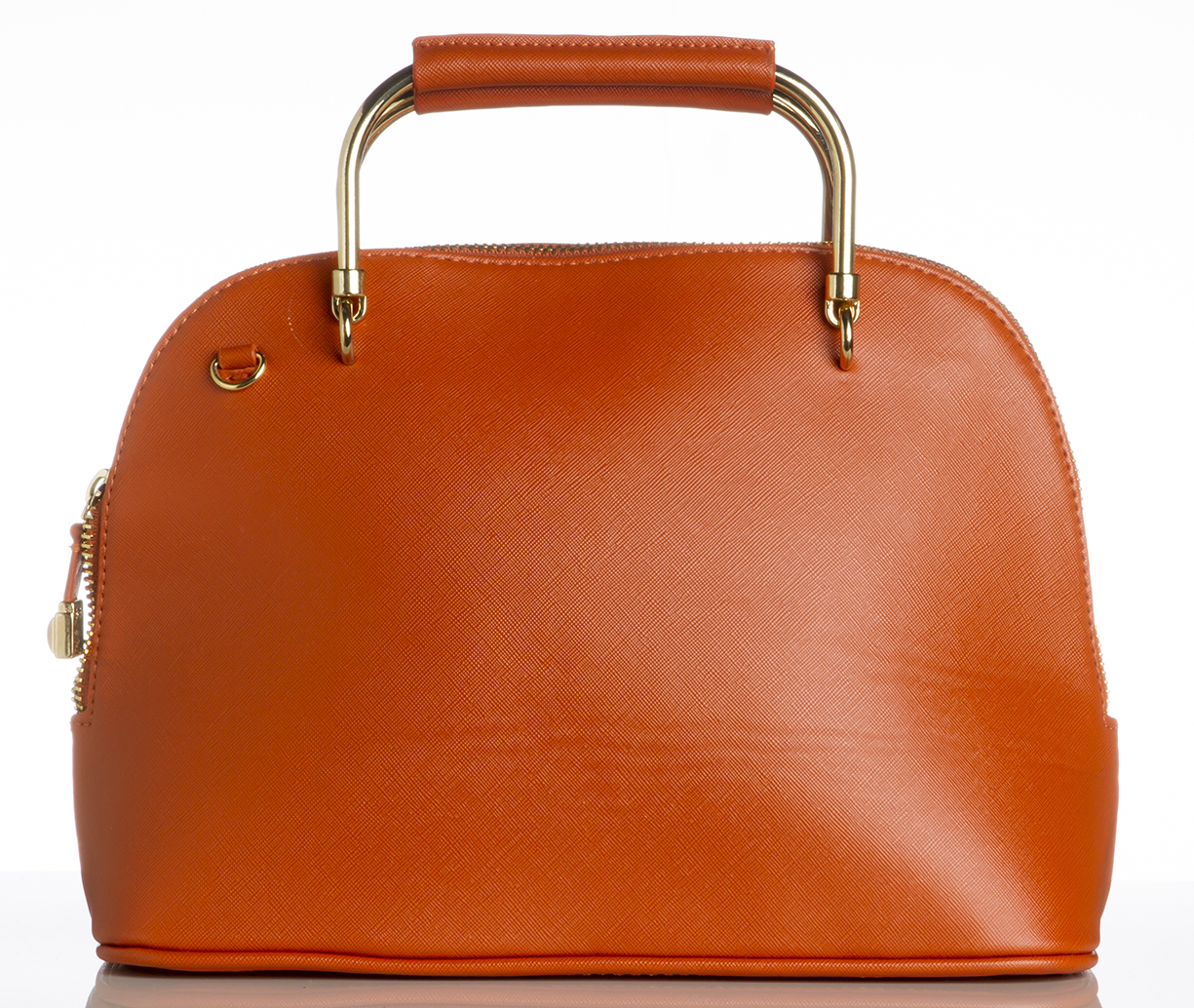 	Bolsa de couro sint&eacute;tico. R$ 199,00.