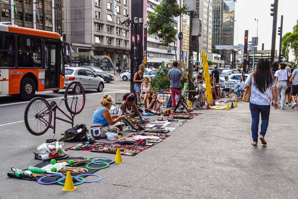 Ambulantes podem retornar às ruas em SP na segunda-feira (20)