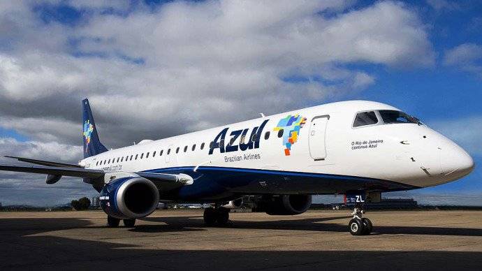 Passageira agride comissária de bordo e faz avião retornar a aeroporto