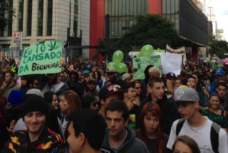 A caminhada começou às 16h20 A caminhada começou às 16h20