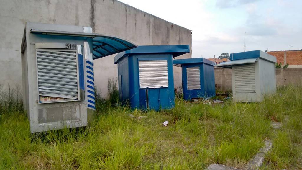 Polícia recupera bancas de jornal roubadas