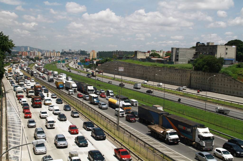 Engavetamento na Castello Branco deixa três mortos