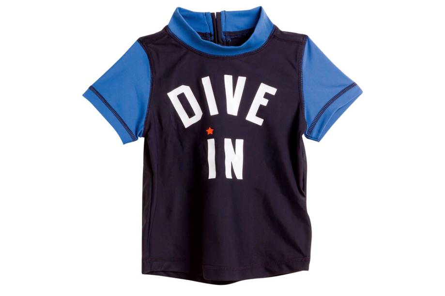 Camiseta infantil para praia e piscina