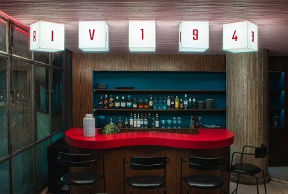 Riviera Bar