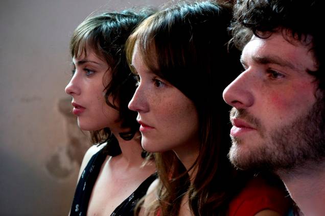 A Três Vamos Lá A Três Vamos Lá