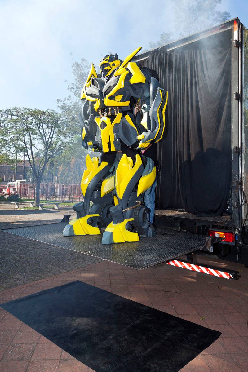 O robô Bumblebee O robô Bumblebee