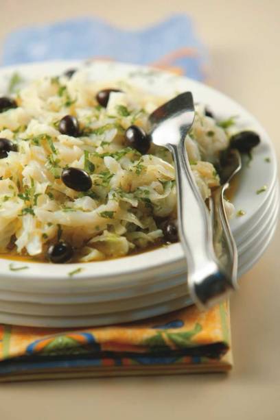 Bacalhau cru desfiado do Academia da Gula Bacalhau cru desfiado do Academia da Gula