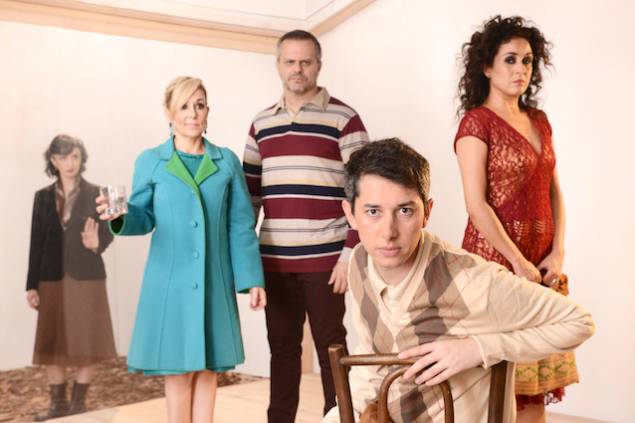 	O elenco de “Adorável Garoto”: estreia prometida para 27 de fevereiro 