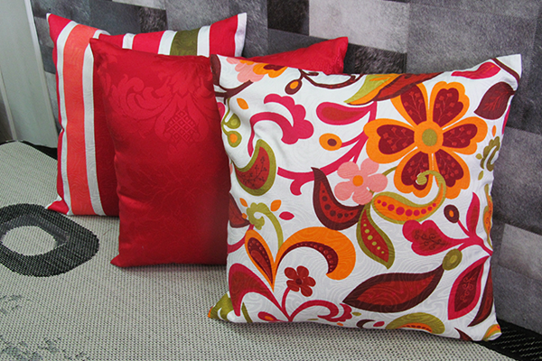 Almofadas de diversas estampas: Decopen Almofadas de diversas estampas: Decopen