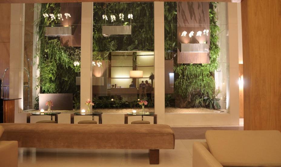 Ambiente do Hotel Emiliano Ambiente do Hotel Emiliano