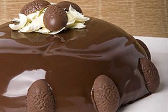 Bolo de Páscoa, do Amor aos Pedaços Bolo de Páscoa, do Amor aos Pedaços