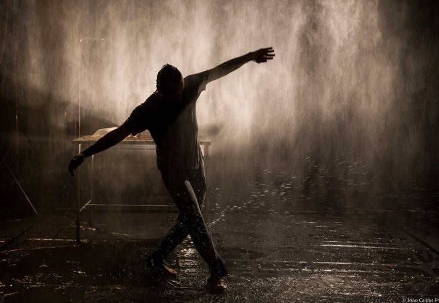 As Ondas ou Uma Autópsia: concepção de Gabriel Miziara As Ondas ou Uma Autópsia: concepção de Gabriel Miziara