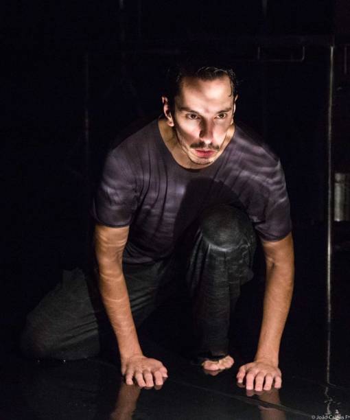 As Ondas ou Uma Autópsia: concepção de Gabriel Miziara As Ondas ou Uma Autópsia: concepção de Gabriel Miziara