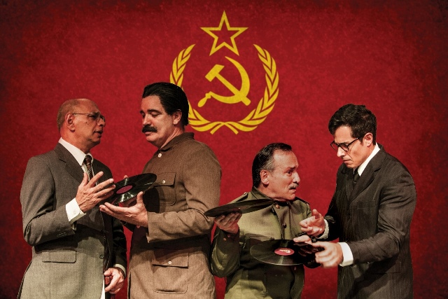 Aula Magna com Stálin Aula Magna com Stálin