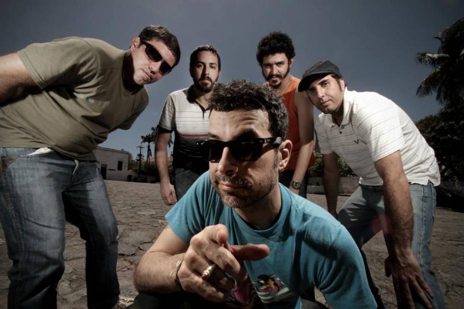 Eddie: banda pernambucana se apresenta no Sesc Pompeia Eddie: banda pernambucana se apresenta no Sesc Pompeia