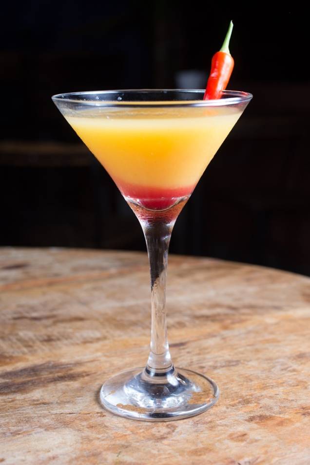 O passion martini leva vodca, maracujá e um toque de molho Tabasco O passion martini leva vodca, maracujá e um toque de molho Tabasco