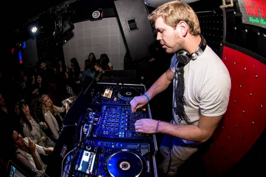 Beto Chuquer: DJ está no pickup da iFeelGood Beto Chuquer: DJ está no pickup da iFeelGood