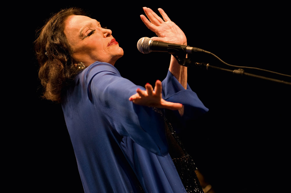 bibi_piaf_25anos_retocada_alta_res_v2-foto-em-alta-jpg.jpeg