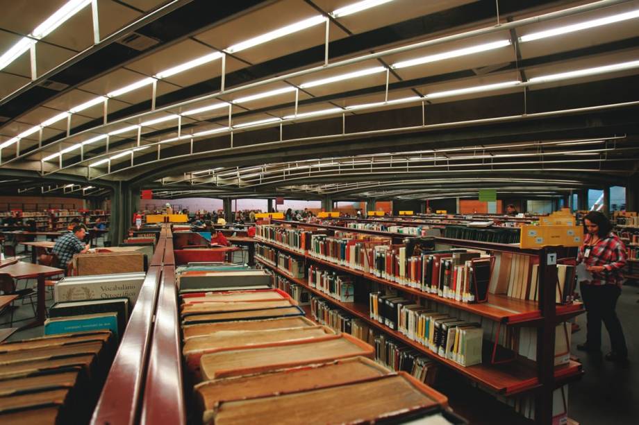 A Biblioteca Sergio Milliet: 100 000 volumes A Biblioteca Sergio Milliet: 100 000 volumes