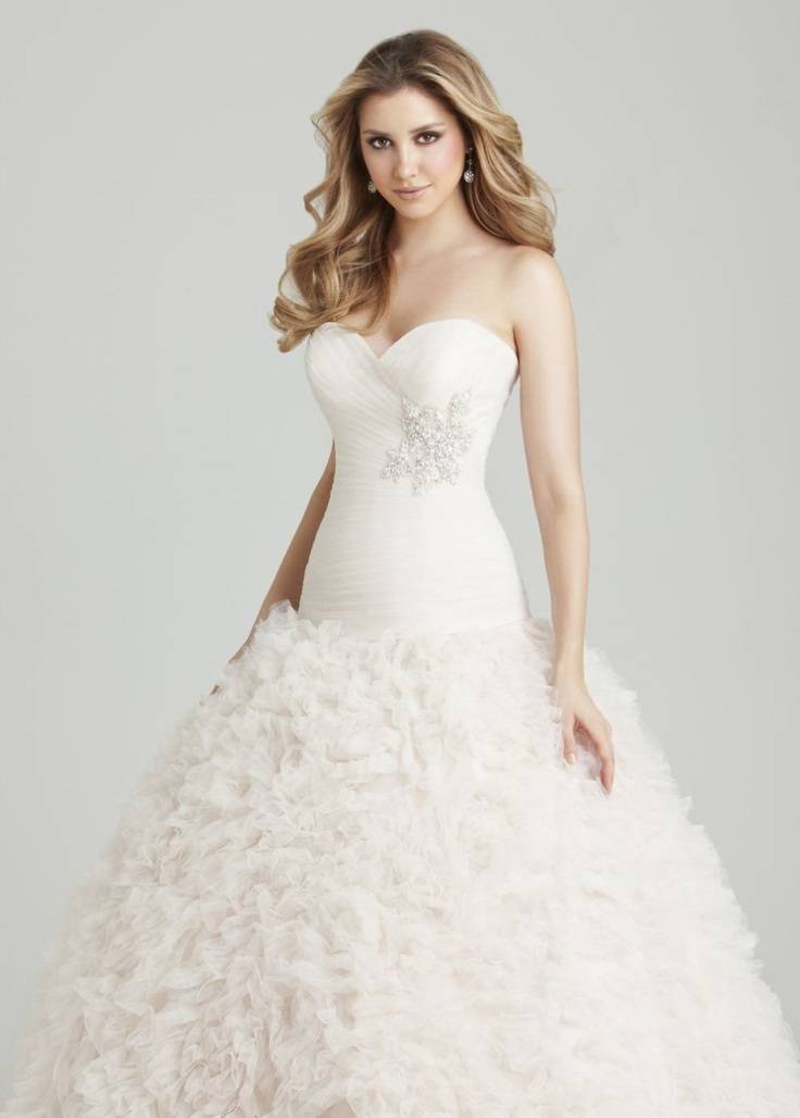 Black Tie: vestidos de noiva por 1 999 reais Black Tie: vestidos de noiva por 1 999 reais