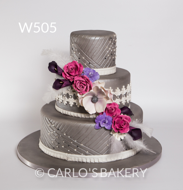 Versão prateada deve ter encantado os convidados do casório Versão prateada deve ter encantado os convidados do casório