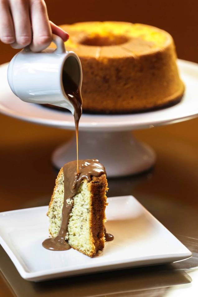 Brigadeiro Bistrô: calda de brigadeiro para lambuzar o bolo Brigadeiro Bistrô: calda de brigadeiro para lambuzar o bolo
