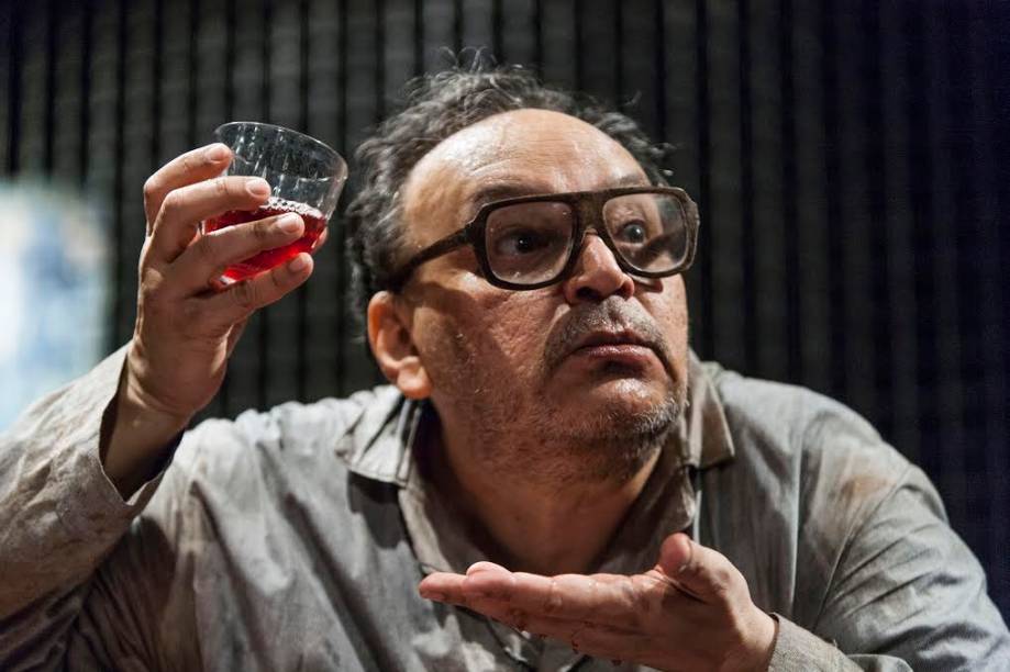 O ator Cacá Carvalho: contorno social por meio dapsicologia do personagem